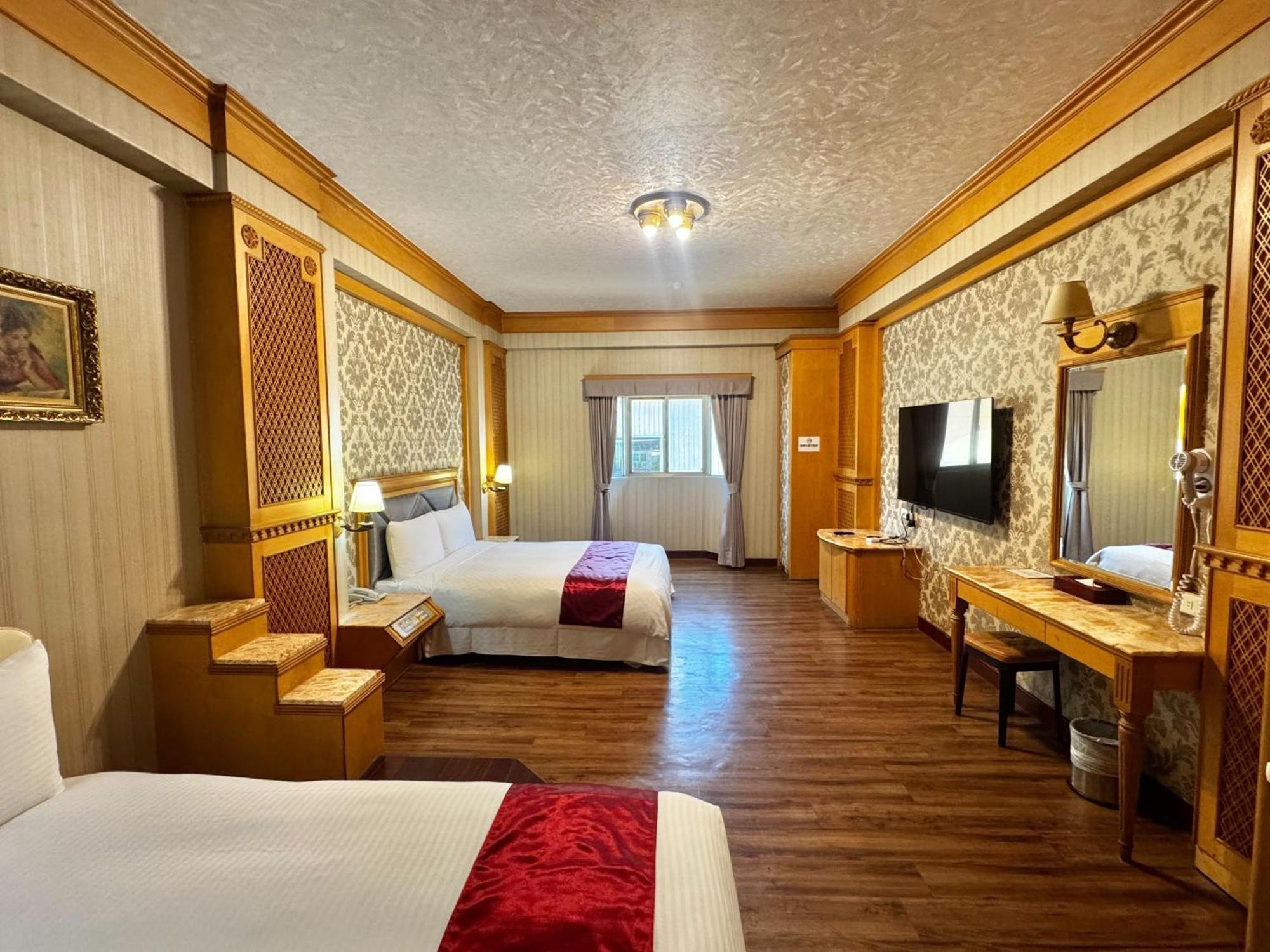 I Live Motel Kaohsiung Exterior photo